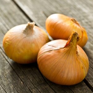 Stuttgarter Onions on a wooden surface